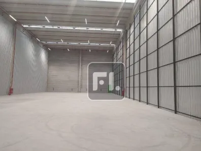 Galpão/Depósito/Armazém para alugar, 1192m² no Parque Jaçatuba, Santo André