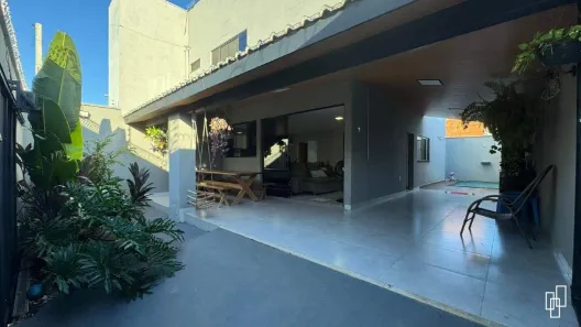 Casa com 2 Quartos à venda, 97m² no Plano Diretor Sul, Palmas