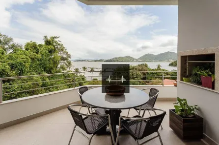 Casa de Condomínio com 4 Quartos à venda, 351m² no João Paulo, Florianópolis