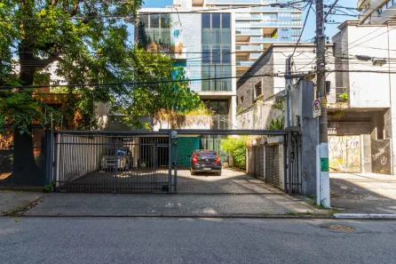 Ponto Comercial para alugar, 688m² no Vila Olímpia, São Paulo