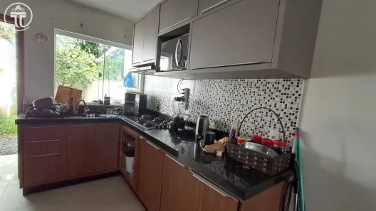 Casa com 2 Quartos à venda, 70m² no Iririú, Joinville