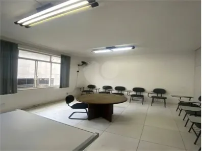 Sala Comercial para alugar, 160m² no República, São Paulo