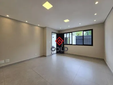 Sobrado com 3 Quartos à venda, 226m² no Vila Scarpelli, Santo André