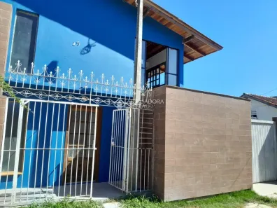 Casa com 3 Quartos para alugar, 200m² no Guarujá, Porto Alegre