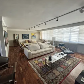 Apartamento com 4 Quartos para alugar, 236m² no Cerqueira César, São Paulo