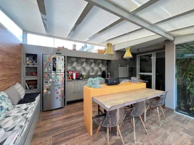 Casa de Condomínio com 3 Quartos à venda, 155m² no Lomba do Pinheiro, Porto Alegre