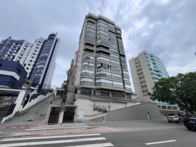 Apartamento com 3 Quartos para alugar, 133m² no Agronômica, Florianópolis