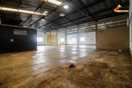 para alugar, 782m² no Esplanada, Divinópolis