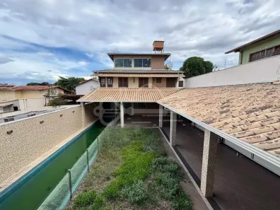 Casa com 4 Quartos para alugar, 295m² no Trevo, Belo Horizonte