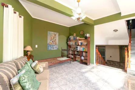 Casa com 3 Quartos à venda, 250m² no Vila Canero, São Paulo