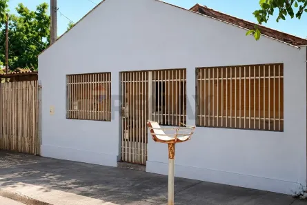 Casa com 4 Quartos à venda, 97m² no Vila Mineira, Andradina