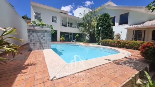 Casa com 4 Quartos à venda, 480m² no Fradinhos, Vitória