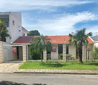 Casa com 4 Quartos à venda, 249m² no Jardim Botânico, Curitiba