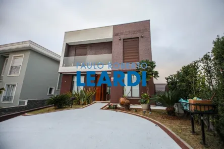 Casa de Condomínio com 4 Quartos para alugar, 440m² no Tamboré, Santana de Parnaíba