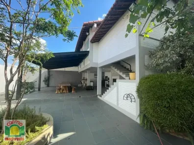 Sobrado com 4 Quartos à venda, 478m² no Centro, Anápolis
