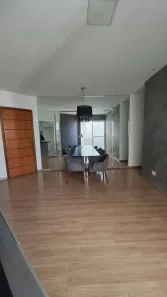Apartamento com 2 Quartos para alugar, 77m² no Vila Bosque, Maringá