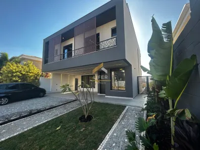 Casa de Condomínio com 4 Quartos à venda, 300m² no Swiss Park, Campinas