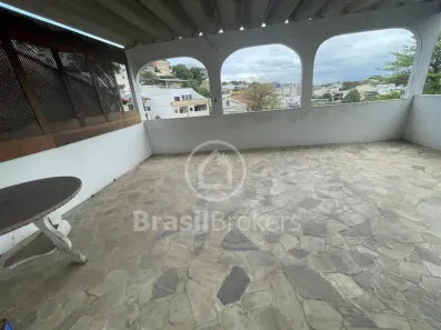 Casa com 3 Quartos à venda, 610m² no Tauá, Rio de Janeiro