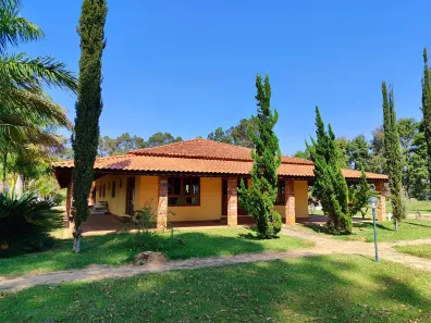 Fazenda/Sítio com 3 Quartos à venda, 150m² no Área Rural de Itapetininga, Itapetininga