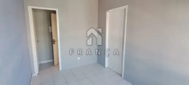 Sala Comercial para alugar, 25m² no Centro, Jacareí