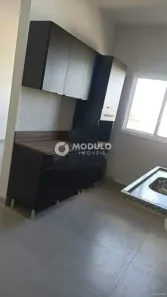 Apartamento com 2 Quartos para alugar, 65m² no Novo Mundo, Uberlândia