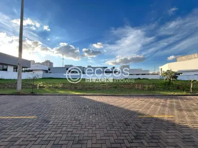 Lote/Terreno à venda, 428m² no Laranjeiras, Uberlândia