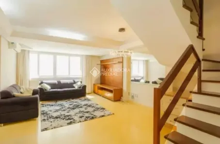 Apartamento com 2 Quartos para alugar, 157m² no Petrópolis, Porto Alegre