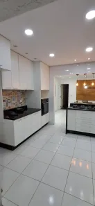 Sobrado com 3 Quartos para venda ou aluguel, 200m² no Vila Yara, Osasco