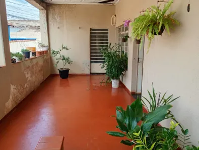 Casa com 3 Quartos à venda, 210m² no Vila Tibério, Ribeirão Preto