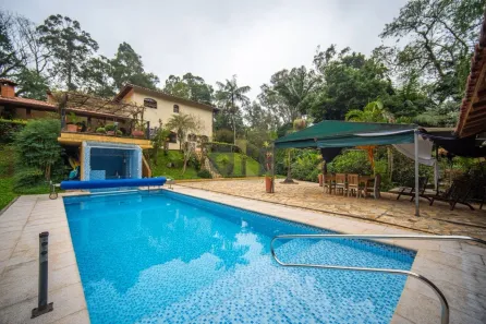 Casa com 4 Quartos à venda, 588m² no Granja Viana, Cotia
