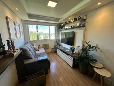 Apartamento com 2 Quartos à venda, 52m² no Jardim Carvalho, Porto Alegre