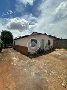 Casa com 2 Quartos à venda, 101m² no Loteamento Alphaville Residencial, Goiânia