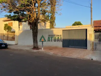 Casa com 2 Quartos à venda, 79m² no Jardim Esperança, Londrina