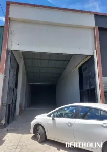 Galpão/Depósito/Armazém para alugar, 750m² no Casa da Lua, Resende