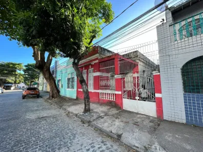 Casa com 6 Quartos à venda, 288m² no Coelhos, Recife