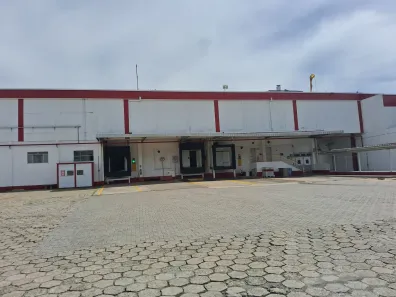 Galpão/Depósito/Armazém para venda ou aluguel, 12374m² no Triângulo, Três Rios