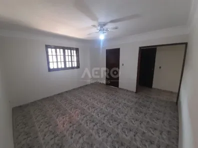 Casa com 4 Quartos à venda, 180m² no Vila Cardia, Bauru