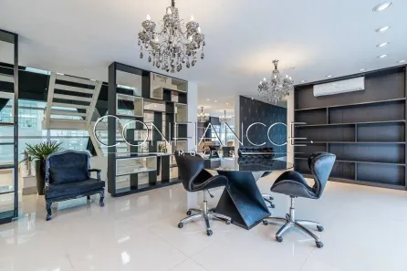 Casa com 4 Quartos à venda, 751m² no Jardim Social, Curitiba