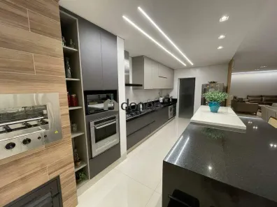 Apartamento com 3 Quartos à venda, 158m² no Santa Maria, Uberaba