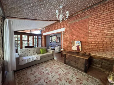 Casa com 2 Quartos à venda, 8000m² no Grama, Juiz de Fora