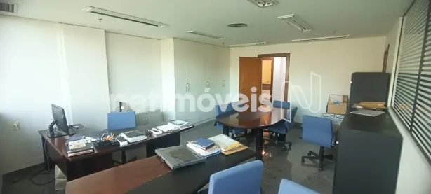 Sala Comercial para alugar, 40m² no Lourdes, Belo Horizonte