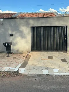 Casa com 2 Quartos à venda, 82m² no Setor Monte Sinai, Trindade