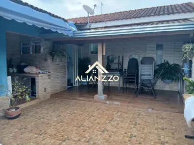Casa com 3 Quartos à venda, 135m² no Jardinópolis, Jardinópolis