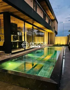 Casa de Condomínio com 4 Quartos para alugar, 388m² no Granja Marileusa, Uberlândia