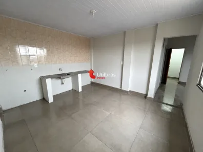 Casa com 3 Quartos para alugar, 80m² no Jardim dos Comerciários (Venda Nova), Belo Horizonte