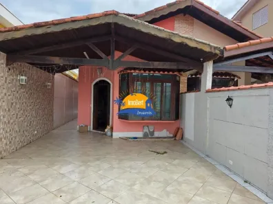 Sobrado com 3 Quartos à venda, 210m² no Centro, Bertioga