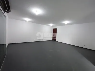 Ponto Comercial à venda, 69m² no Boqueirão, Curitiba