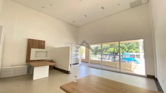 Sala Comercial para alugar, 154m² no Vila Itapura, Campinas
