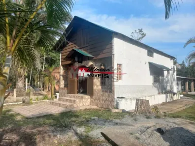 Fazenda/Sítio com 4 Quartos à venda, 1600m² no Centro, Peruíbe