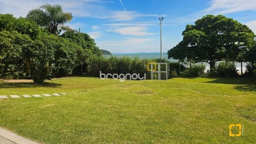 Apartamento com 3 Quartos à venda, 101m² no Canasvieiras, Florianópolis